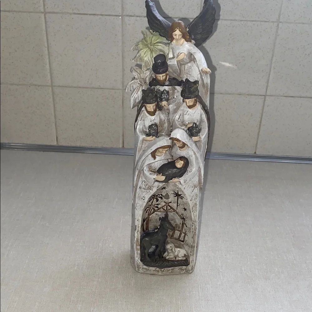 Roman Nativity Scene Figure‎ 2013 Angel Holiday Christmas decor